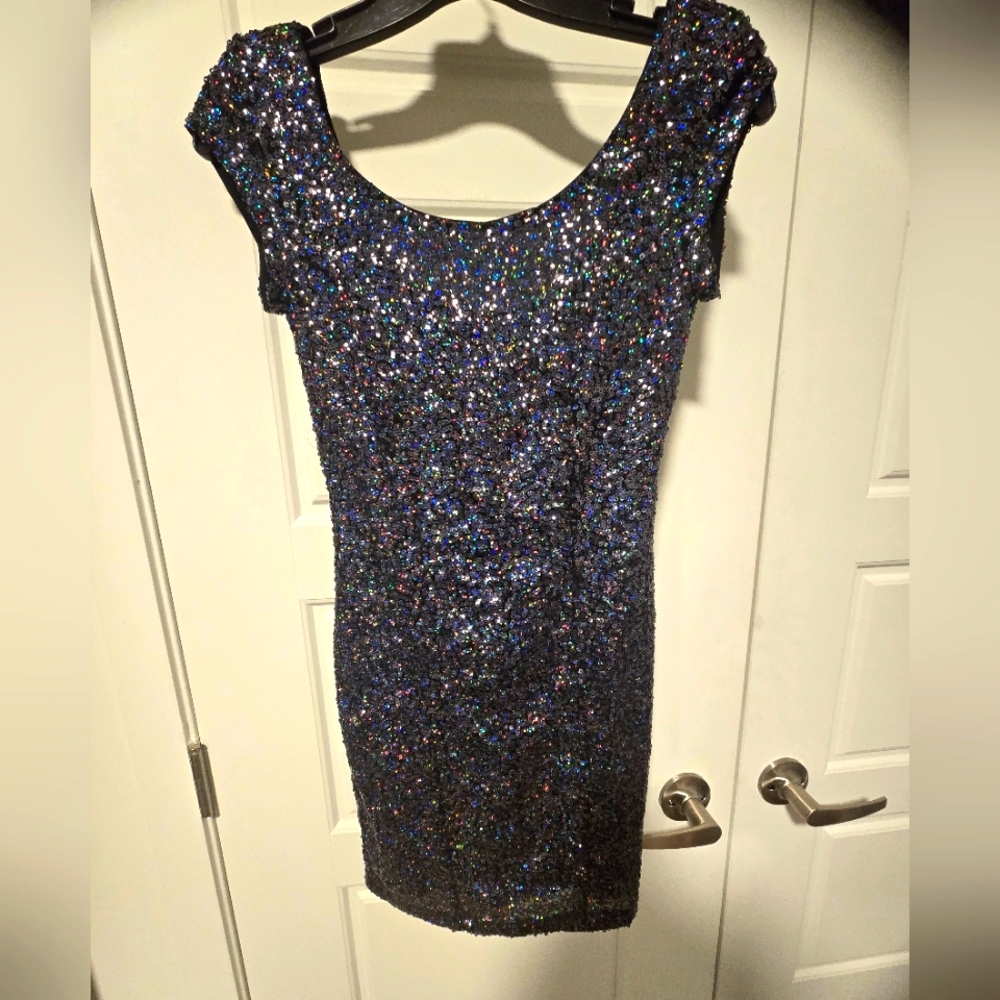 Dress with sequins